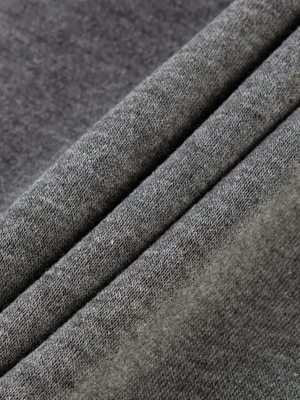 phu081325DarkGray5