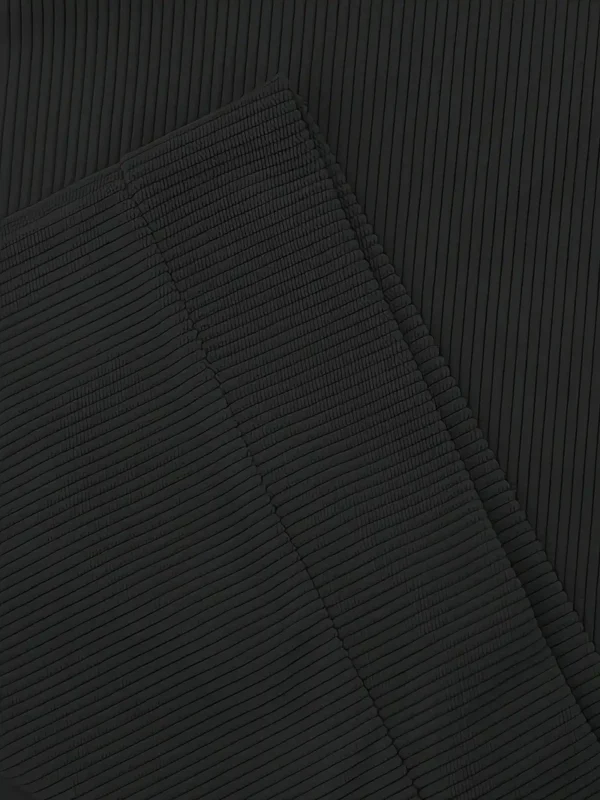 black 4